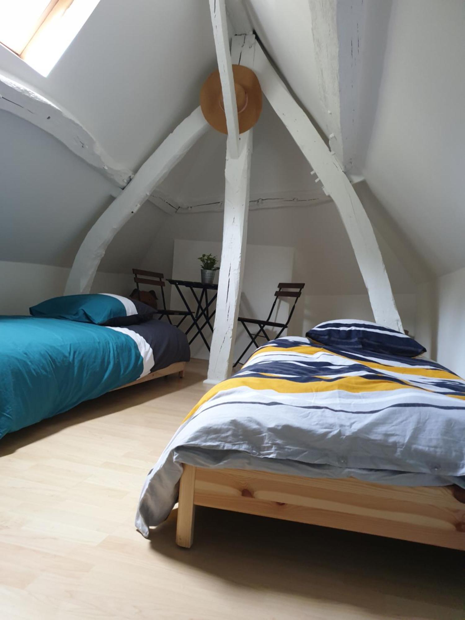 Chambre Privee Dans Petite Maison Typique Montivilliers Exteriör bild